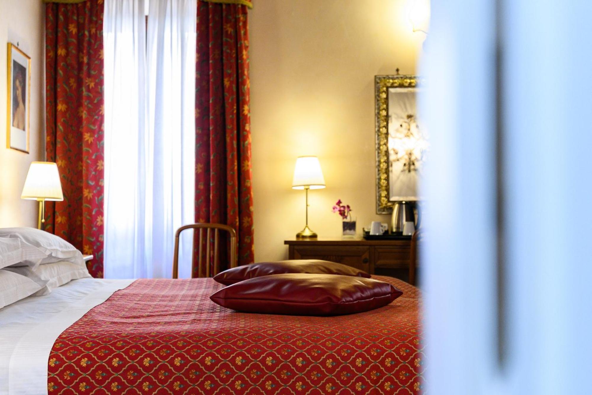 Domus Julia Gasthuis 3*
